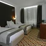 מלון Central Hotel Sofia