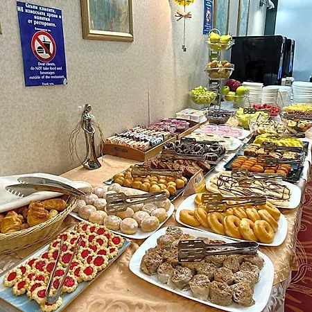 Hotell Central Hotel Sofia 4*