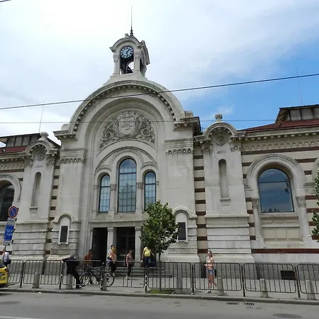 Хотел централ 4*